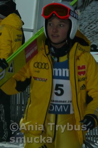 025 Katharina Althaus