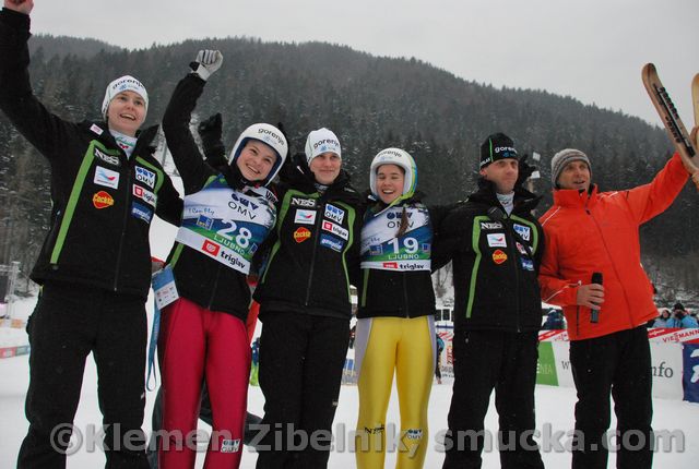 138 Katja Pozun, Spela Rogelj, Eva Logar, Ursa Bogataj, Matjaz Triplat, Joze Mermal