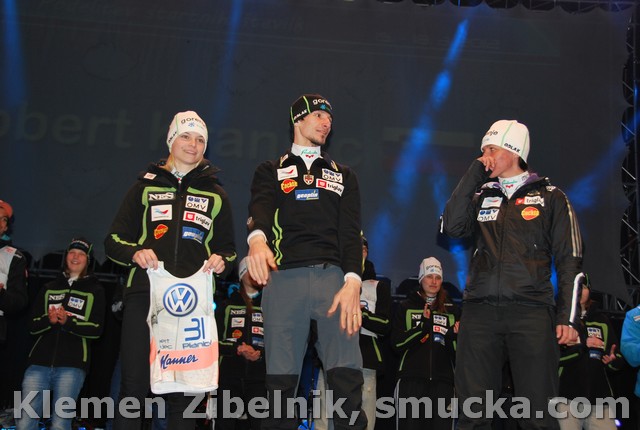 015 Spela Rogelj, Robert Kranjec, Maja Vtic