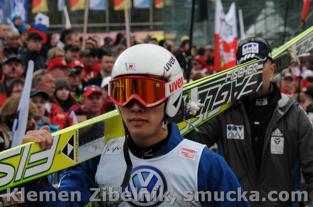 027 Taku Takeuchi