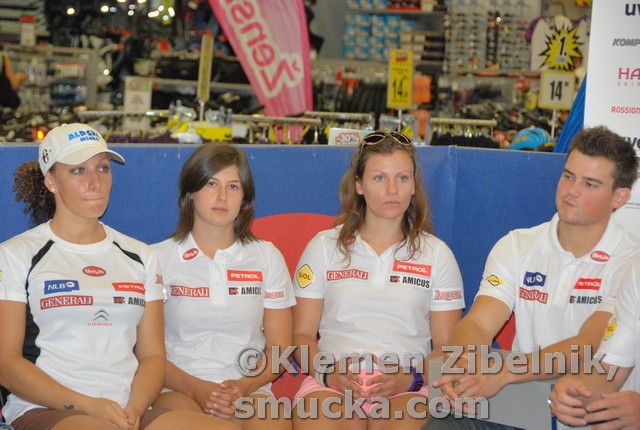 025 Ilka Stuhec, Tina Robnik, Vanja Brodnik, Bostjan Kline