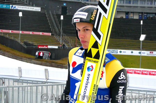 001 Gregor Deschwanden