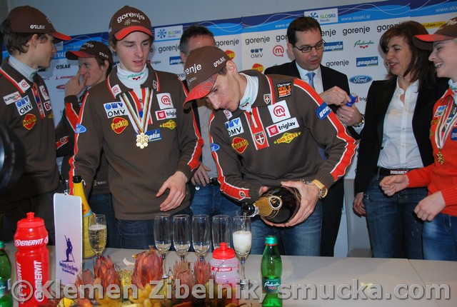 032 Jaka Hvala, Robert Kranjec