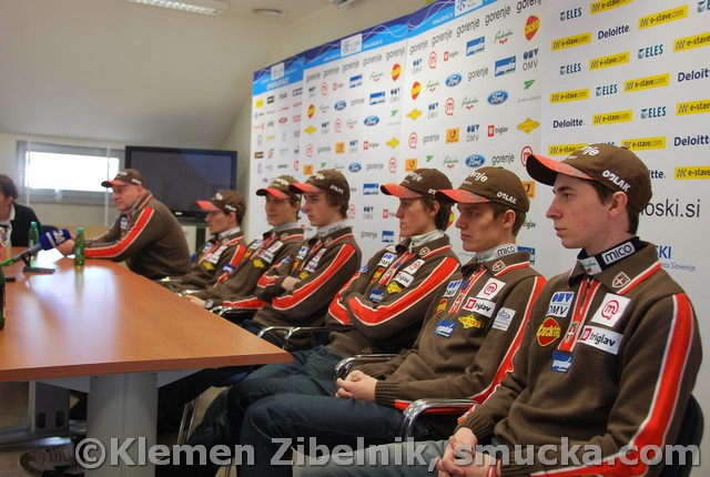 009 Goran Janus, Robert Kranjec, Jurij Tepes, Jaka Hvala, Peter Prevc, Matjaz Pungertar, Miran Zupancic
