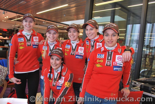 002 Katja Pozun, Spela Rogelj, Ursa Bogataj, Anja Tepes, Eva Logar, Maja Vtic