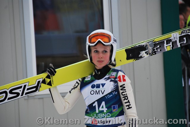 073 Julia Seyfarth