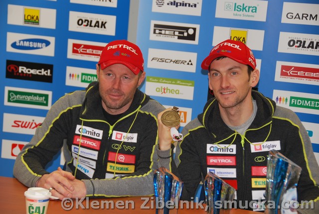 002 Uros Velepec, Jakov Fak