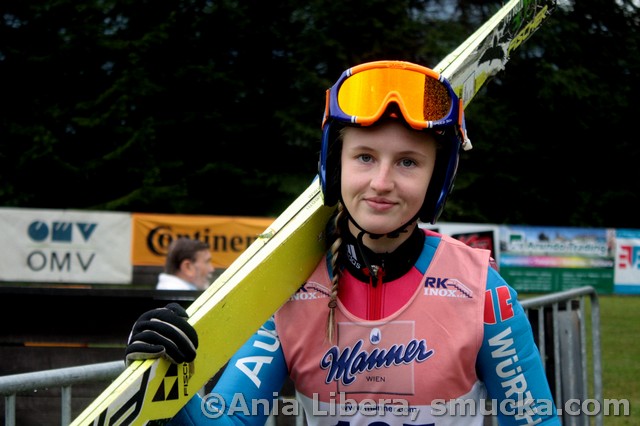 064 Melanie Haeckert