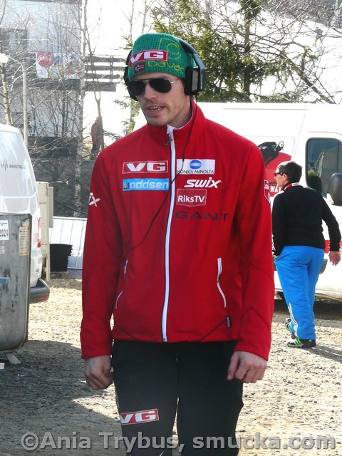 014 Andreas Widhoelzl